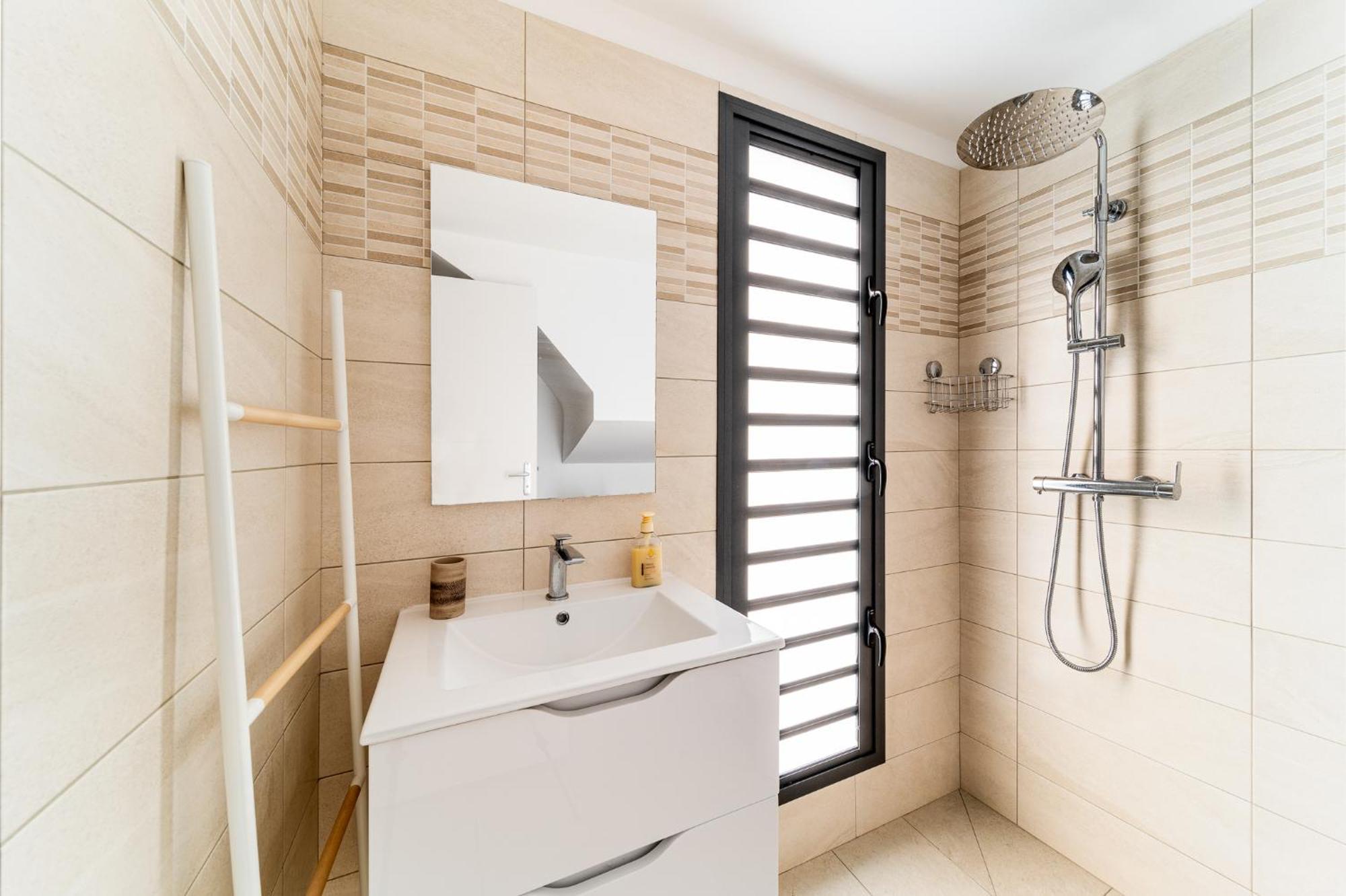 Villa Moderne Manapany -Jacuzzi-Proximite Mer Saint-Joseph Exterior photo